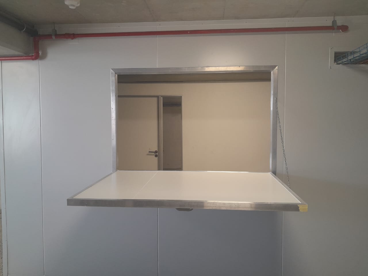Modular building and fitted interior