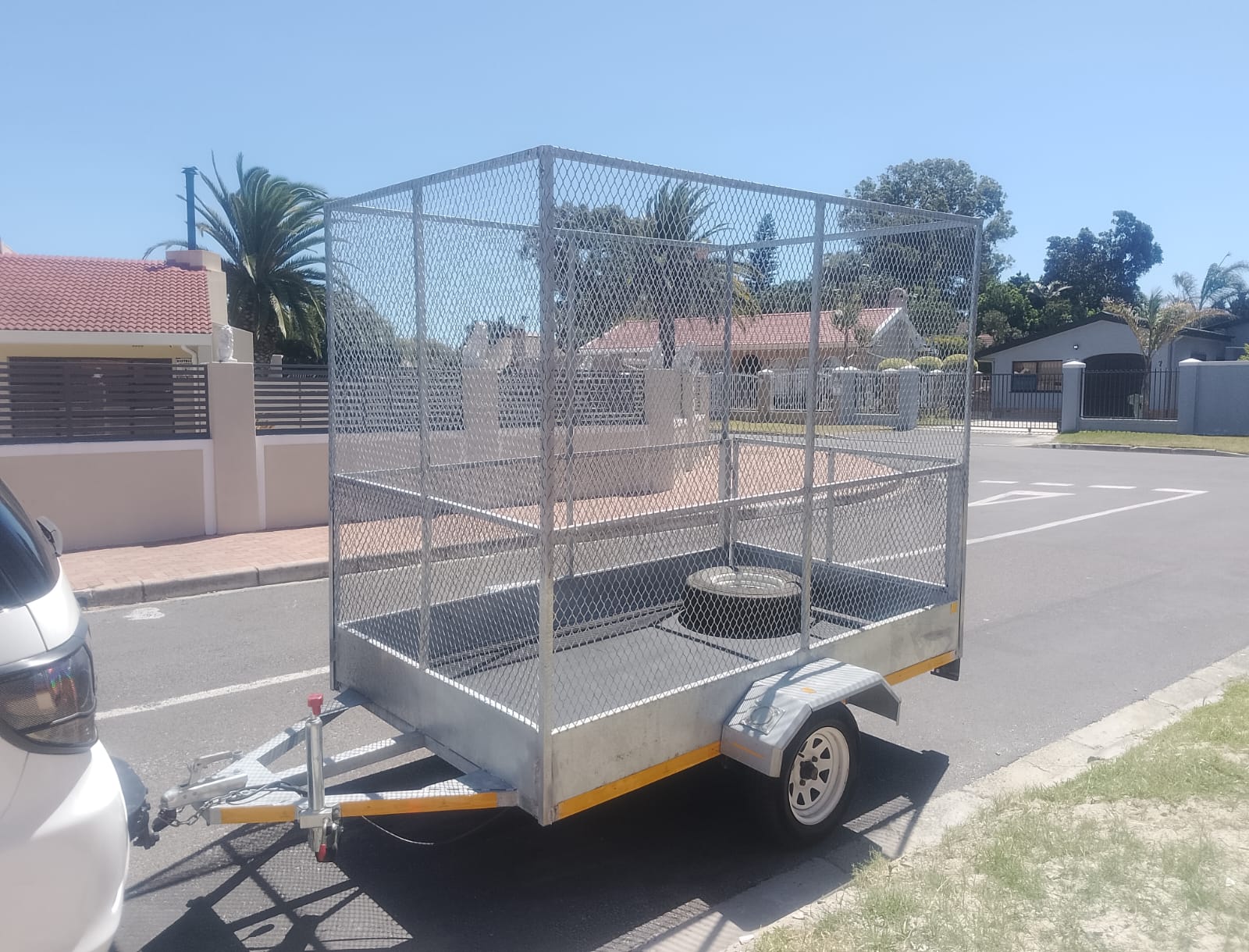 Custom vehicle and trailer fabrication